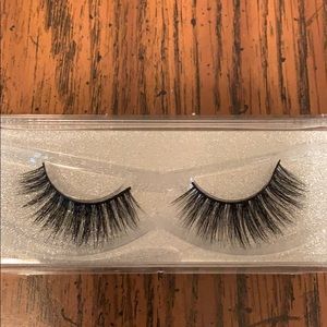 False Fluffy Eyelashes